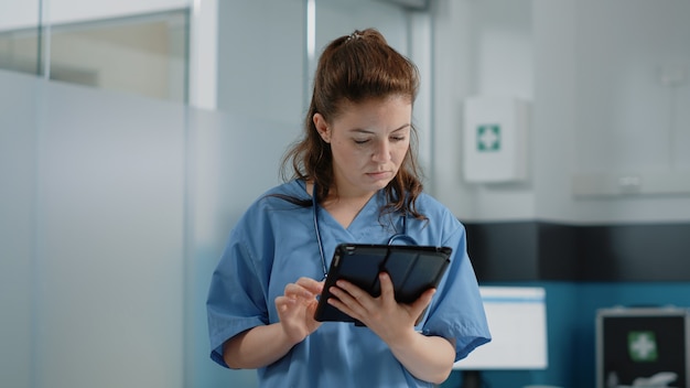Enhancing Patient Interaction: The Impact of Digital Platforms on Healthcare Practices